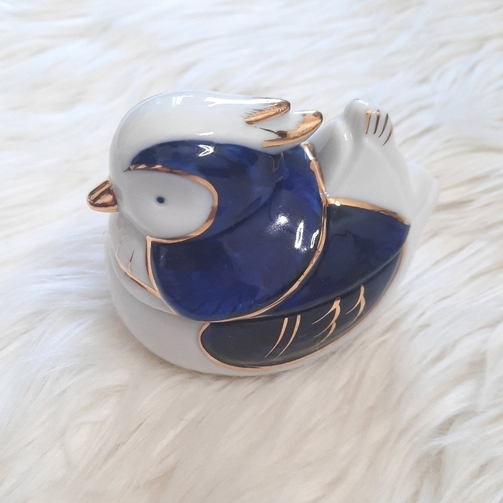 Vintage Bone China Blue & White Japanese Bird Figurine Trinket Box